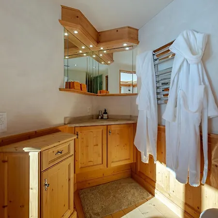 2br Minihome - What'app - 0034-656-619-782 - For Reservations! דירה סנט מוריץ